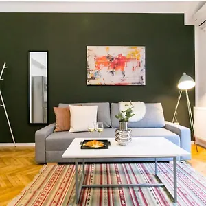 The Sunny Homelike & Central Str 42b Bucureşti